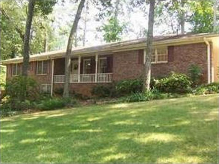 6636 Briarcliff Drive, Douglasville, GA 30135