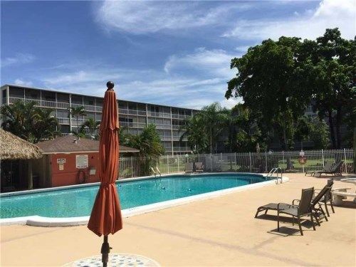 950 hillcrest # 411, Hollywood, FL 33021