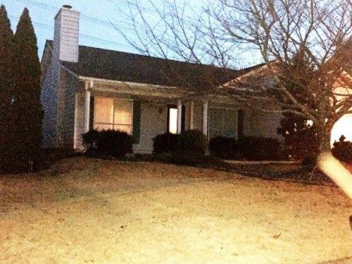 100 Prestwyck Oak Place, Lawrenceville, GA 30043