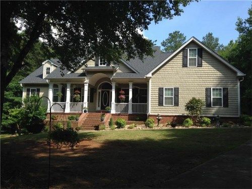 3790 Pineybrook Drive, Loganville, GA 30052