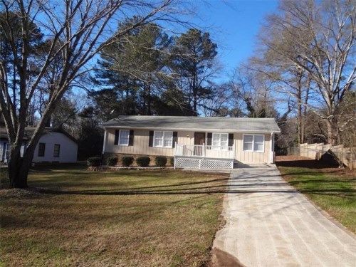 377 Black Oak Court, Lawrenceville, GA 30046