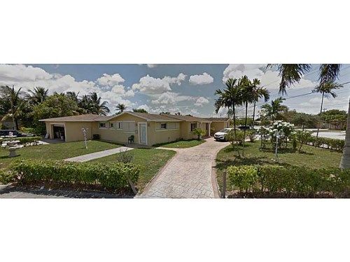 6025 W 12 AV, Hialeah, FL 33012