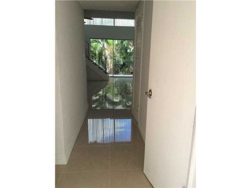 1300 W 47 PL # 216B, Hialeah, FL 33012