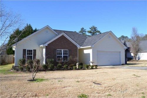 4501 Beaverton Circle, Loganville, GA 30052