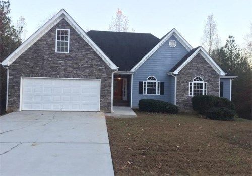 415 Sanford Creek Lane, Lawrenceville, GA 30045