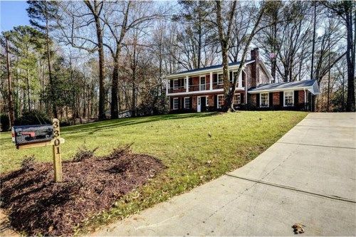 3301 Henderson Creek Road, Atlanta, GA 30341