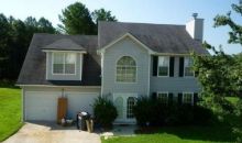 836 Tara Bend Hampton, GA 30228