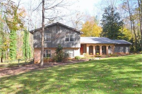 2340 Oxbow Circle, Stone Mountain, GA 30087