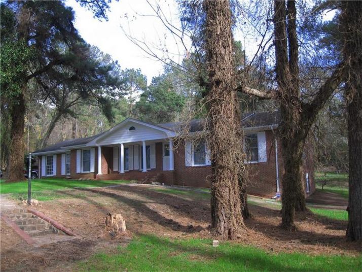 414 Russell Cemetery Road, Winder, GA 30680