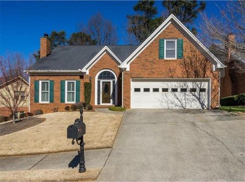 325 Shelli Lane, Roswell, GA 30075