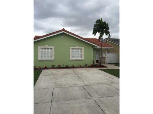 6943 NW 168 ST, Hialeah, FL 33015