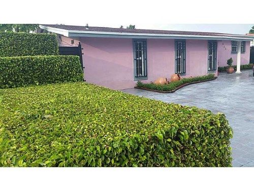 641 W 51 PL, Hialeah, FL 33012