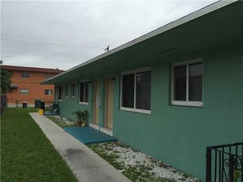 68 W 28th St, Hialeah, FL 33010