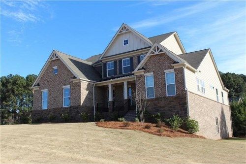 130 Haddonstone Drive, Fayetteville, GA 30215