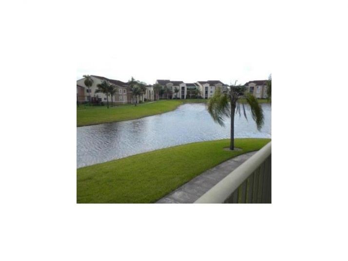 4520 NW 107 AV # 205-10, Miami, FL 33178