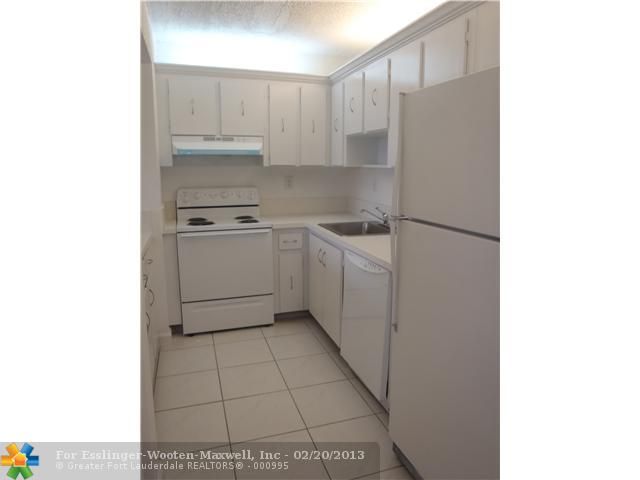 5861 NW 16th Pl # 309, Fort Lauderdale, FL 33313