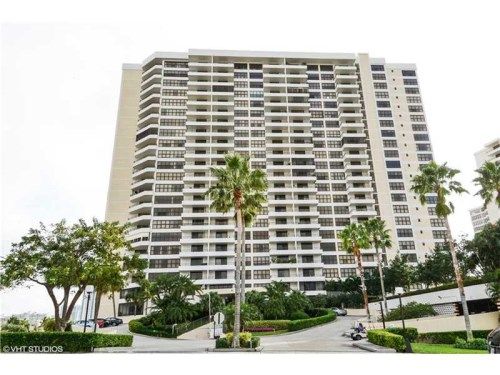 2500 Parkview Dr # 819, Hallandale, FL 33009