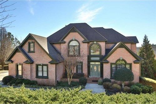 8360 Kenningston Way, Duluth, GA 30097