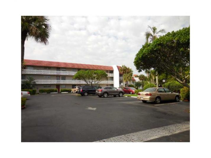 3774 INVERRARY BL # 101P, Fort Lauderdale, FL 33319