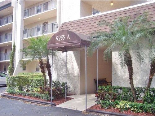 9235 LAGOON PLACE # 114, Fort Lauderdale, FL 33324