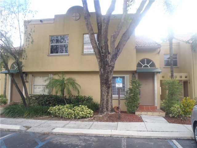 4657 NW 97 CT # 34, Miami, FL 33178