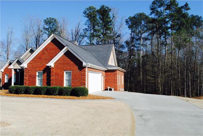 3613 Shepherds Lane, Loganville, GA 30052