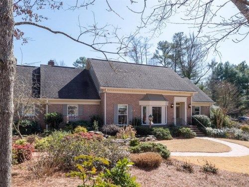 1005 The 16th Fairway Road, Atlanta, GA 30350