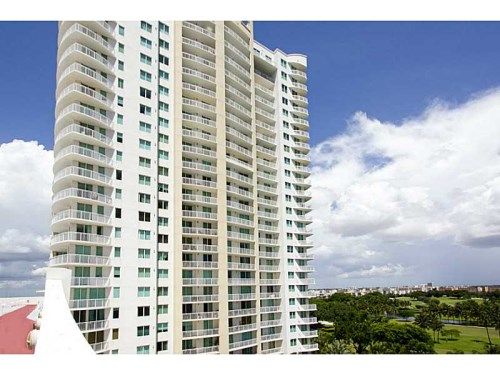 1755 E Hallandale Beach Blv # 204E, Hallandale, FL 33009