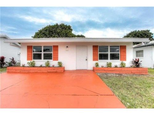 8600 NW 59th Pl, Fort Lauderdale, FL 33321