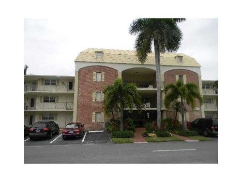 460 Paradise Isle Blvd # 302, Hallandale, FL 33009