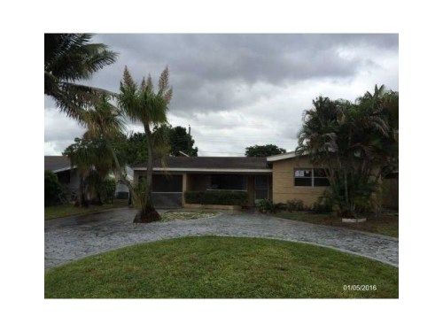 2211 Arcadia Dr, Hollywood, FL 33023