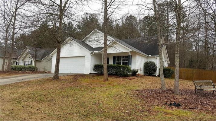 2670 Hidden Creek Drive, Loganville, GA 30052