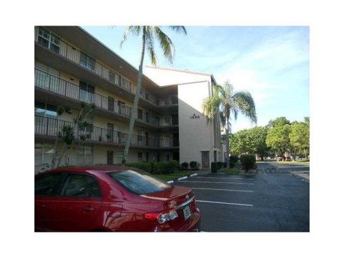 1550 NW 80 AV # 303, Pompano Beach, FL 33063