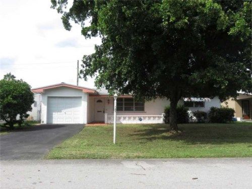 8661 NW 15 CT, Hollywood, FL 33024