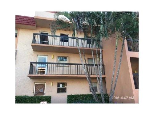 3040 Holiday Springs Blvd # 112, Pompano Beach, FL 33063