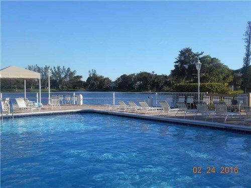 3730 Inverrary Dr # 2D, Fort Lauderdale, FL 33319