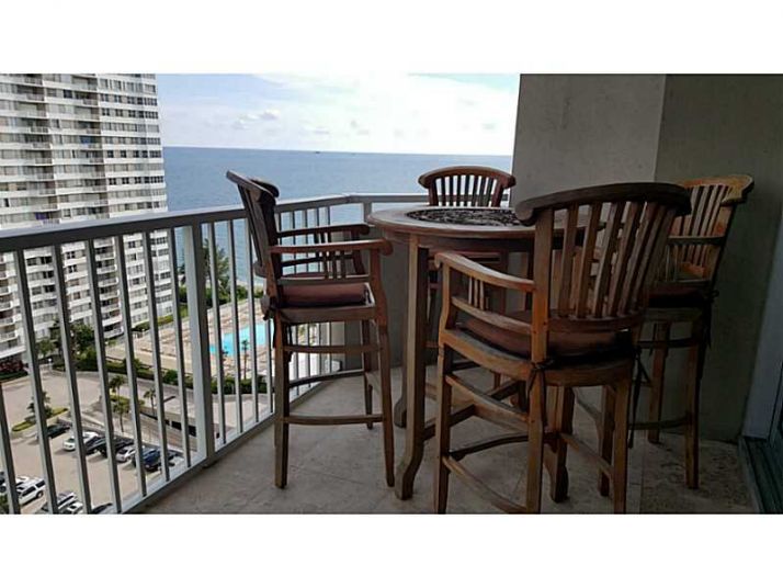 1980 S OCEAN DR # 16K, Hallandale, FL 33009