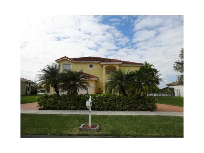 570 SE 30 Drive, Homestead, FL 33033