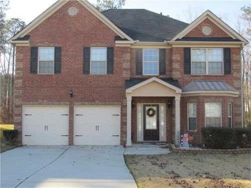 7877 The Lakes Drive, Fairburn, GA 30213