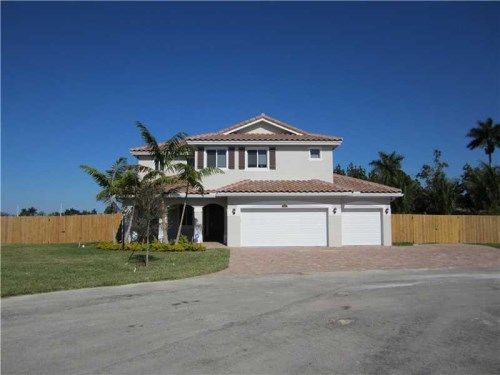 2156 NW 17th Ter, Homestead, FL 33030