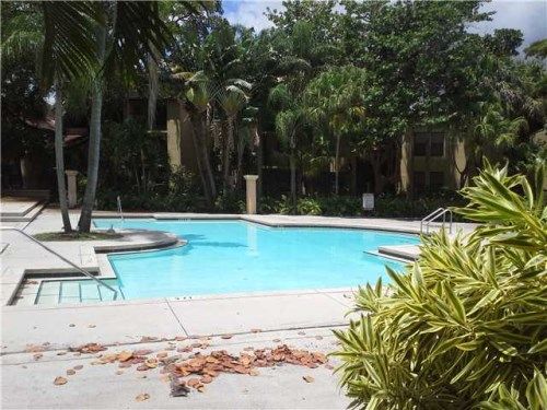 4441 W MCNAB RD # 19, Pompano Beach, FL 33069