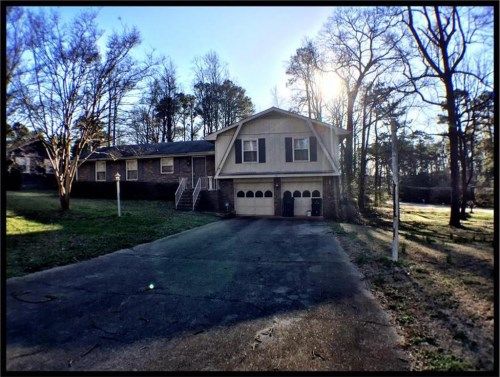 209 Kings Court, Lawrenceville, GA 30044