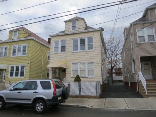 87 Hammond Ave, Passaic, NJ 07055