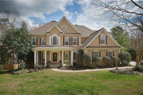 570 Abbeywood Drive, Roswell, GA 30075