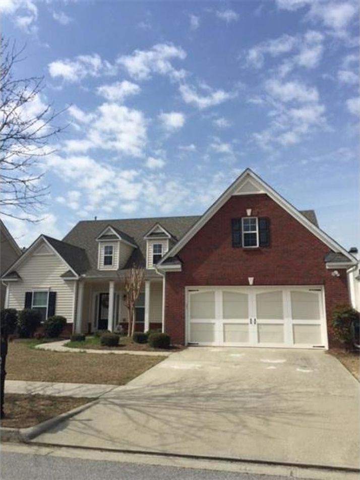 3445 Gardenside Dr, Loganville, GA 30052