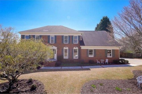 905 Saddle Ridge Court, Roswell, GA 30076