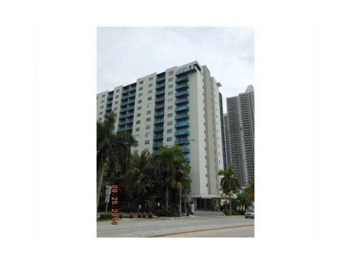 4001 S OCEAN DR (SEASONAL R # 7F, Hollywood, FL 33019