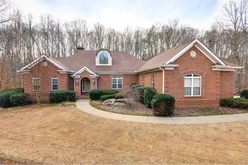 933 Weathermore Trace, Hoschton, GA 30548