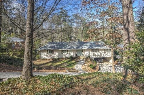 3240 Pinestream Road Nw, Atlanta, GA 30327