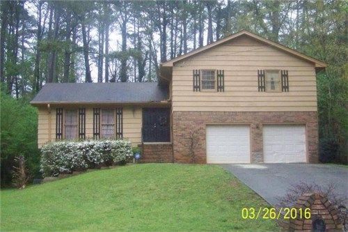 818 Bradford Court Sw, Lilburn, GA 30047